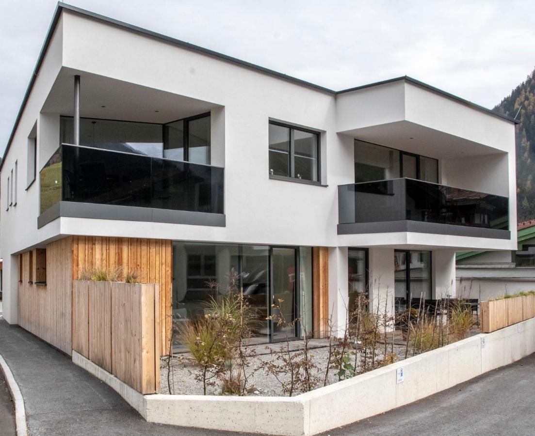 Veranda Appartement Wohlfuehl Gries im Sellrain Luaran gambar
